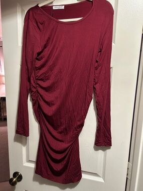 Slim Ruched Long-Sleeve Dress in Wine